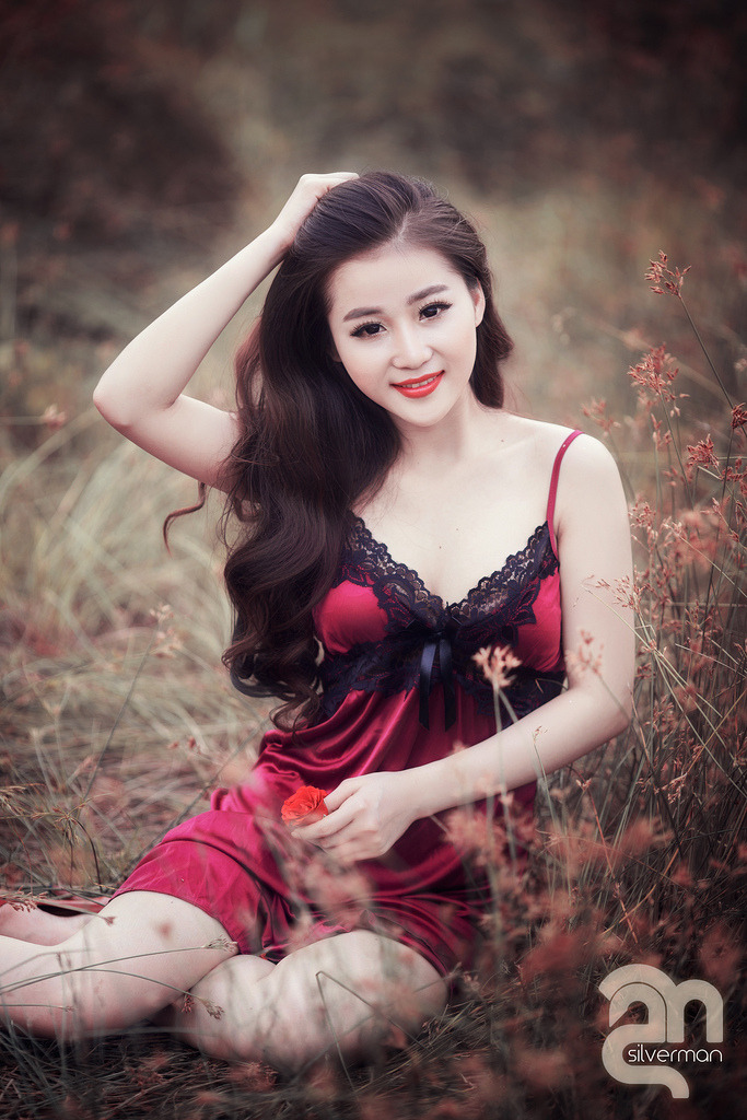男人被美女狂揉下部